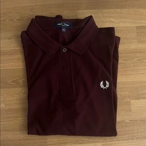 Fred Perry Polo Shirt in Burgundy with White Laurel